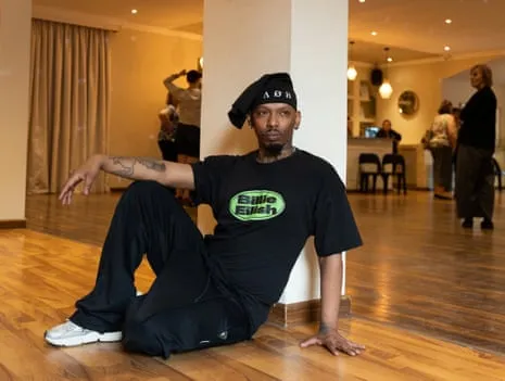 African Movement Artist Lee-ché Aspires of Worldwide Reach