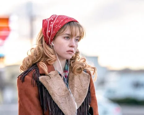 Americana Critique: The Star-Studded Cast Leads an Eminently Watchable Crime Drama